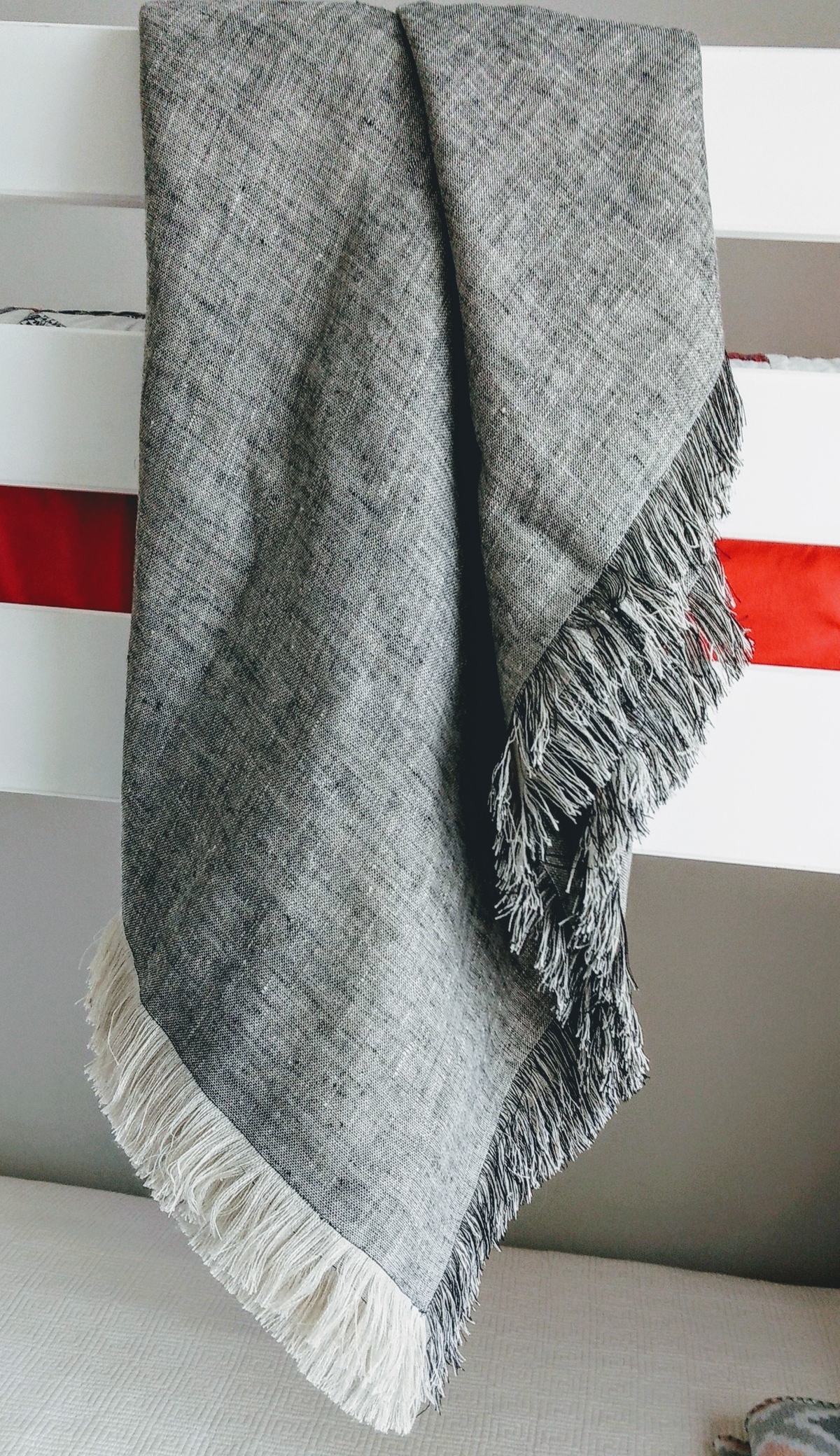 IL028 874 BLACK-NATURAL Softened 100% Linen Middle (6.6 oz/yd<sup>2</sup>)