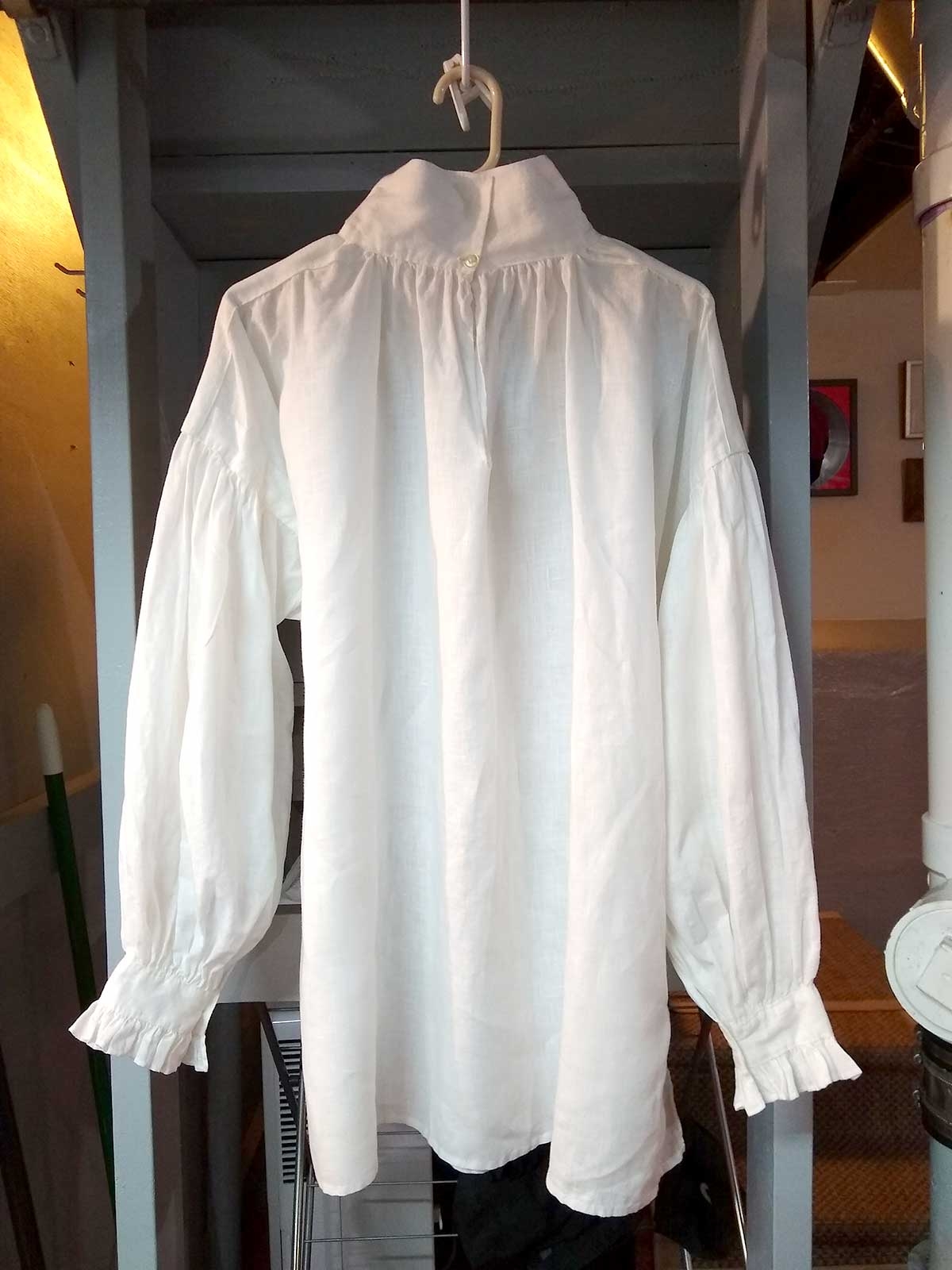 IL020 BLEACHED Softened 100% Linen Light (3.7 oz/yd<sup>2</sup>)