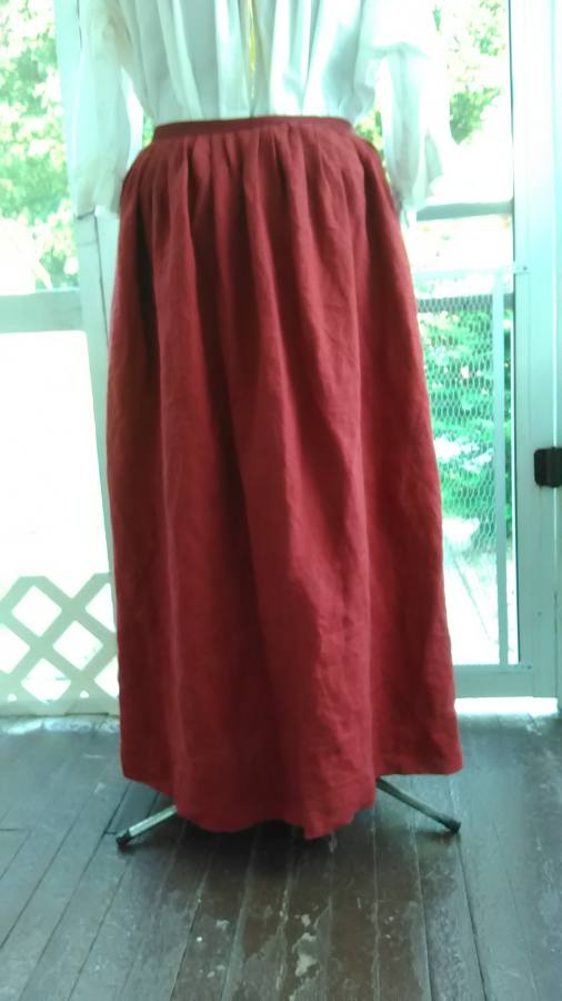 IL019 BIKING RED Softened 100% Linen Middle (5.3 oz/yd<sup>2</sup>)