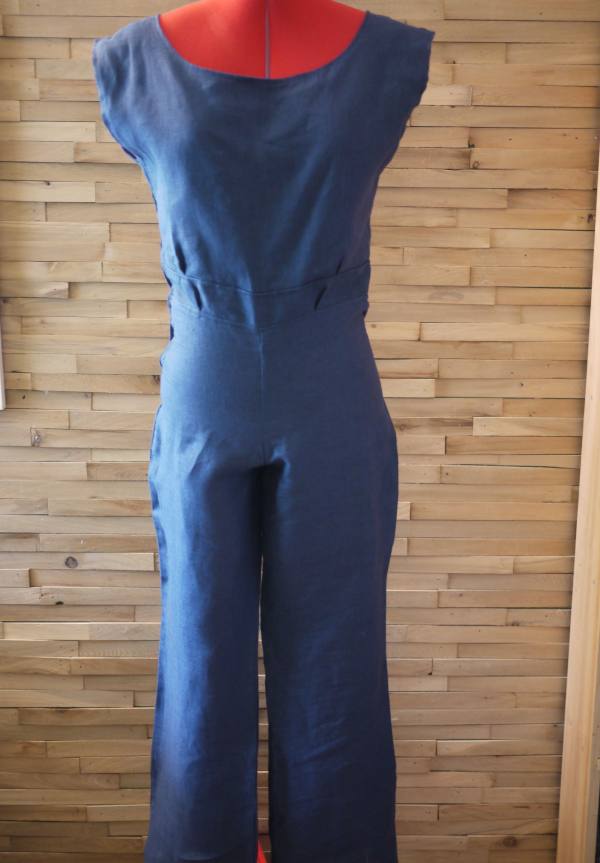 IL019 COBALT Softened 100% Linen Middle (5.3 oz/yd<sup>2</sup>)