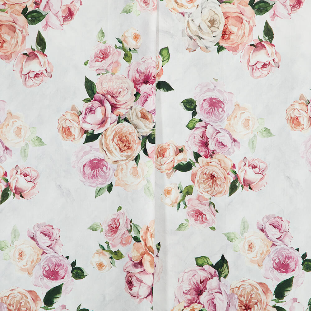 IC012 Poplin 100% Cotton Fabric Light Silver / Mlt Patricia Softened