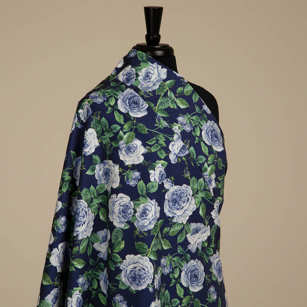 IC012 Poplin 100% Cotton Fabric Majolica Blue / Mlt Susan Softened