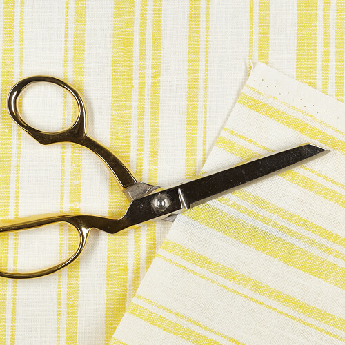 IL084 Narrow Width 100% Linen Fabric Mlt-26 - Olivier Softened