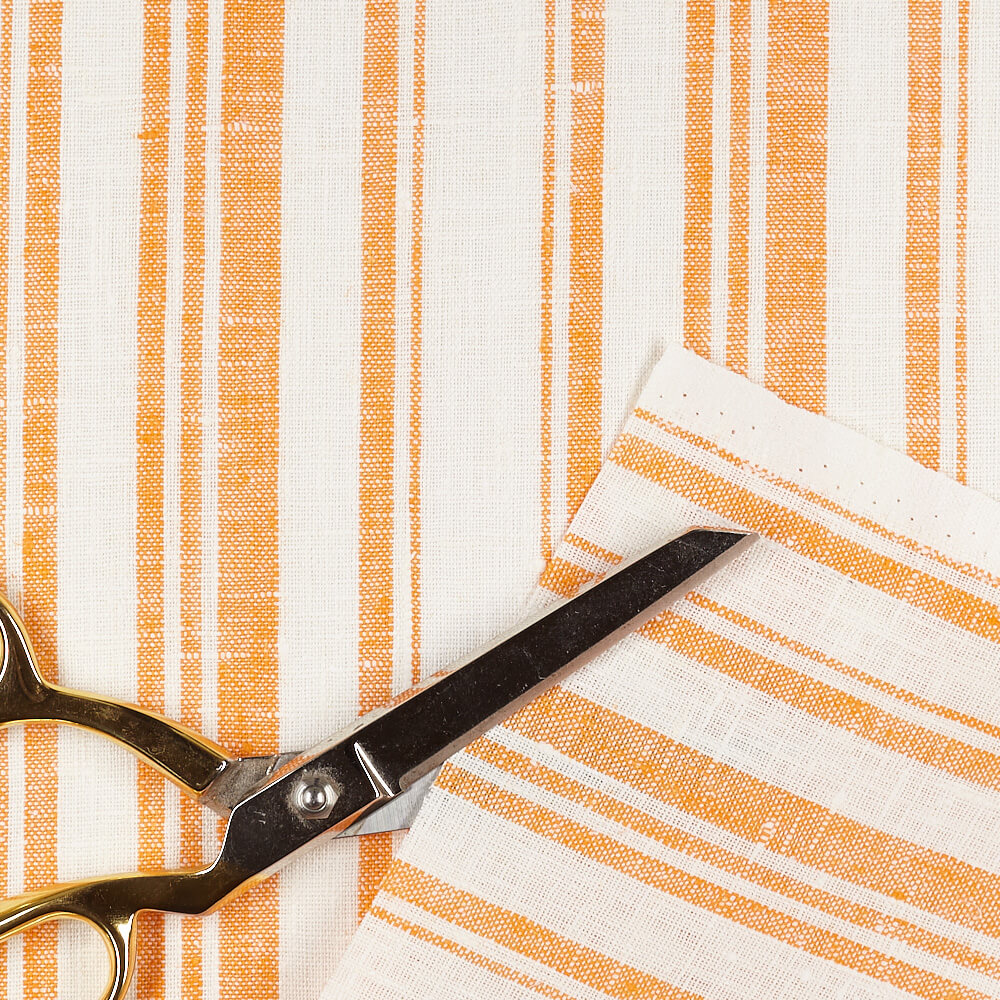 IL084 Narrow Width 100% Linen Fabric Mlt-30 - Olivier Softened