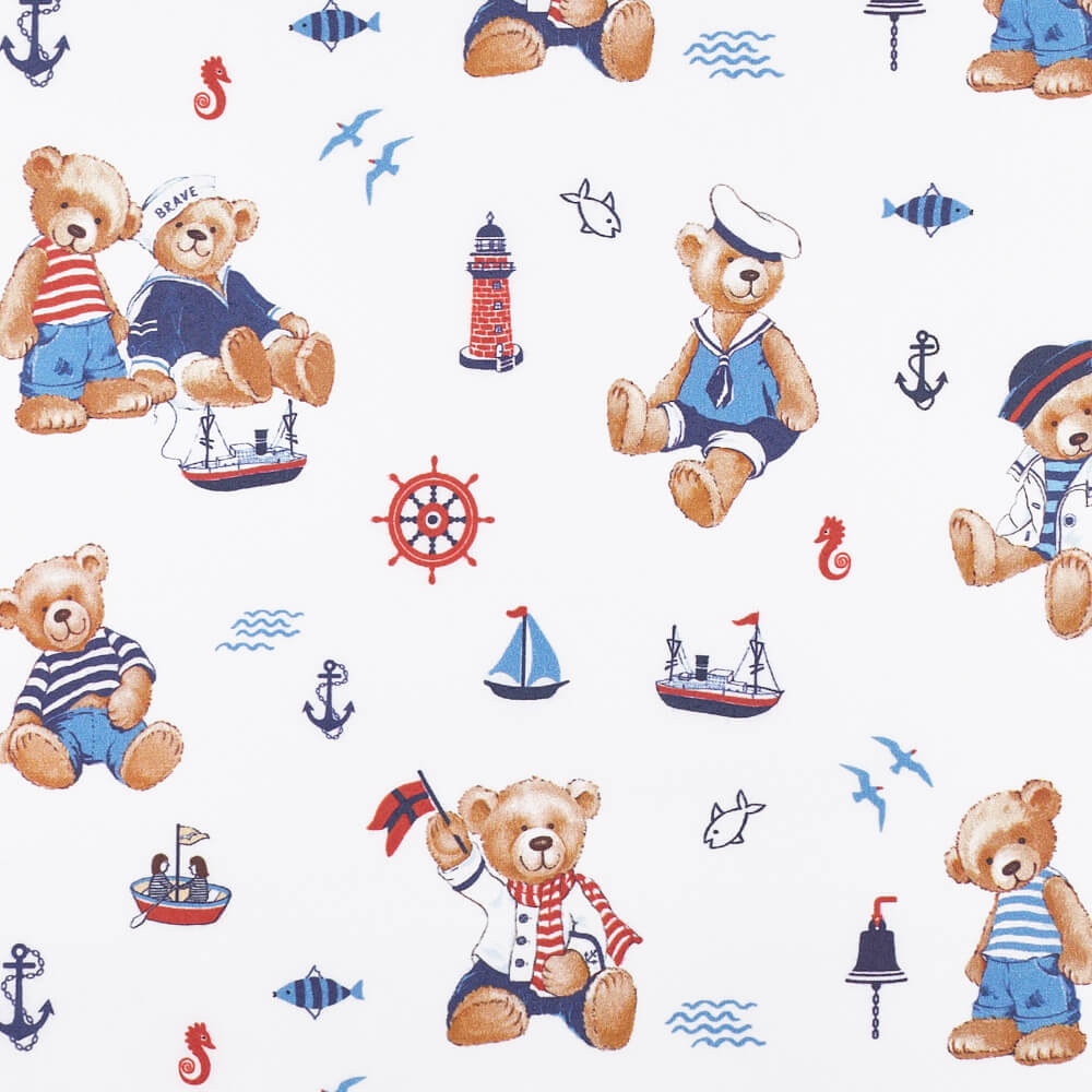 IC005 Percale White / Mlt Sailors 100% Cotton Fabric