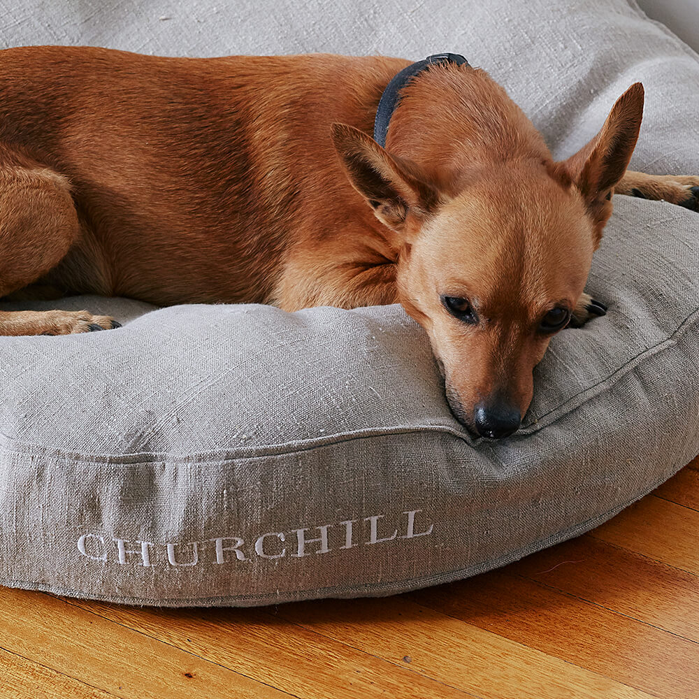 Churchill — Linen Dog Bed, Type - PDF