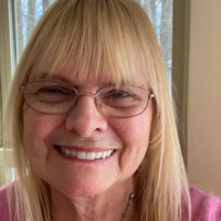 Vicki profile image