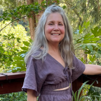 DeAnna profile image